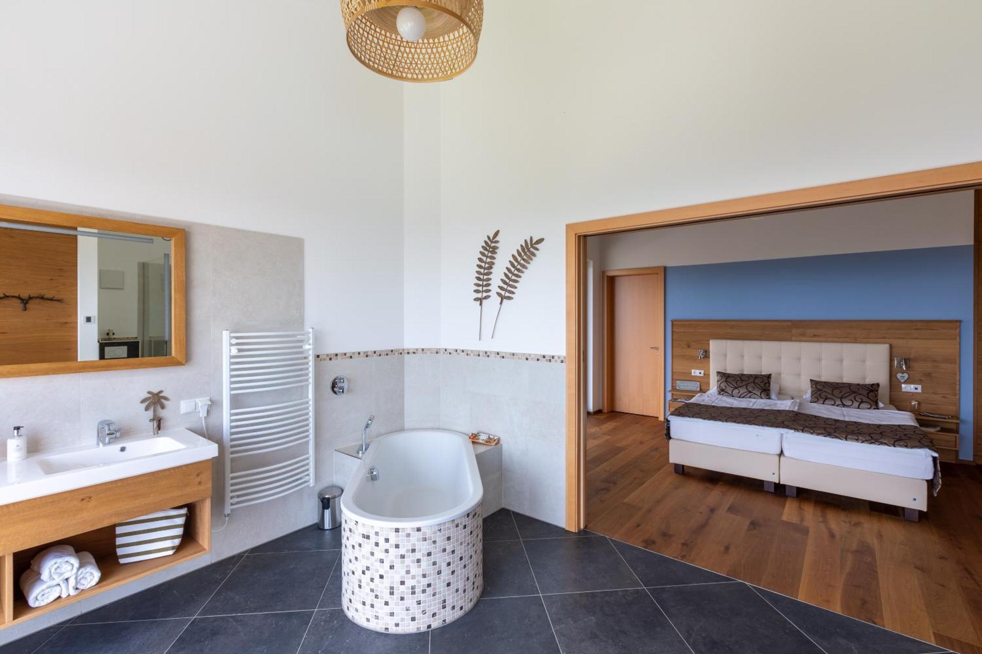 Greim15 --- Ganzes Ferienhaus Mit Fernsicht, Pool, Wellness Deutschlandsberg Luaran gambar