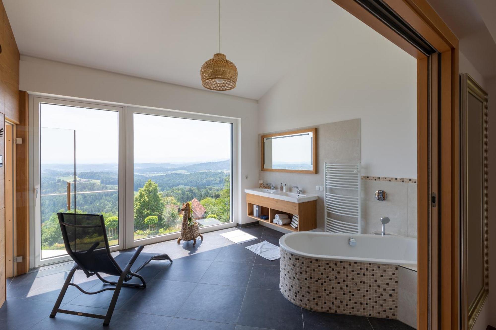 Greim15 --- Ganzes Ferienhaus Mit Fernsicht, Pool, Wellness Deutschlandsberg Luaran gambar
