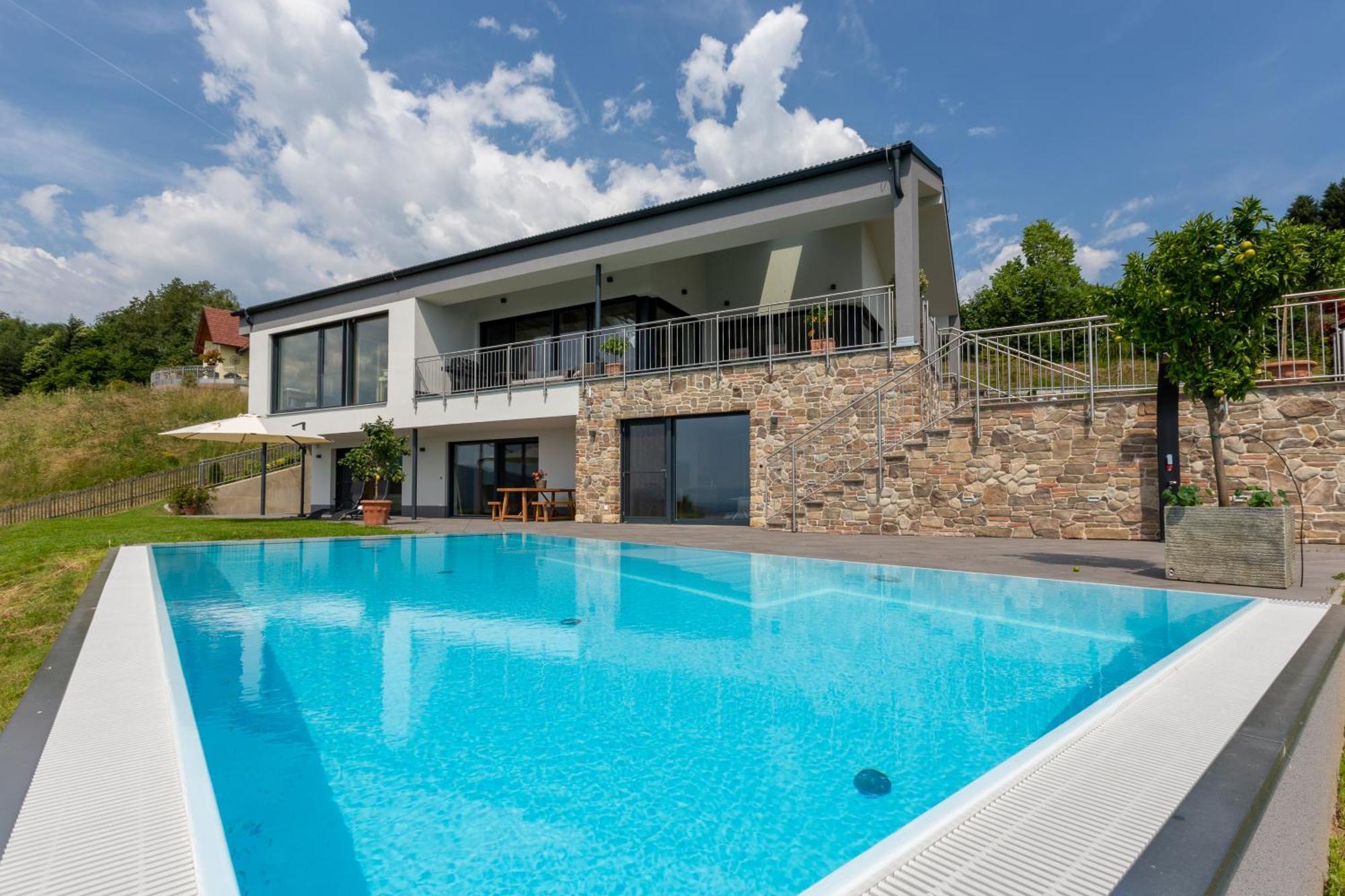 Greim15 --- Ganzes Ferienhaus Mit Fernsicht, Pool, Wellness Deutschlandsberg Luaran gambar